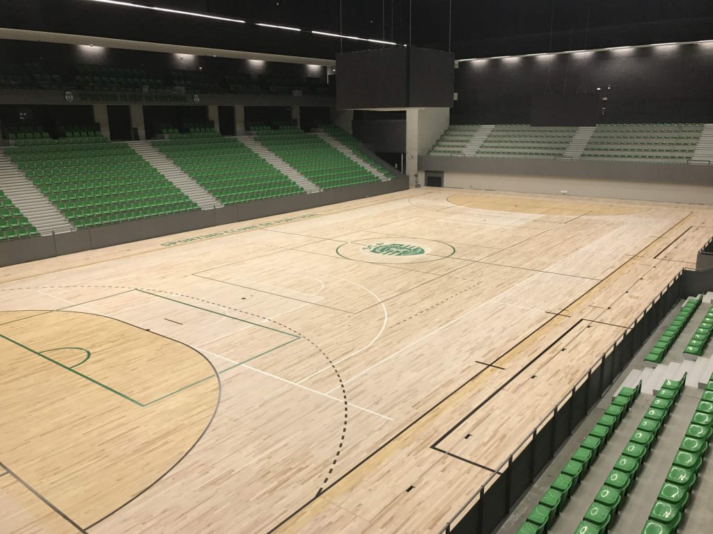Piso Desportivo de Madeira